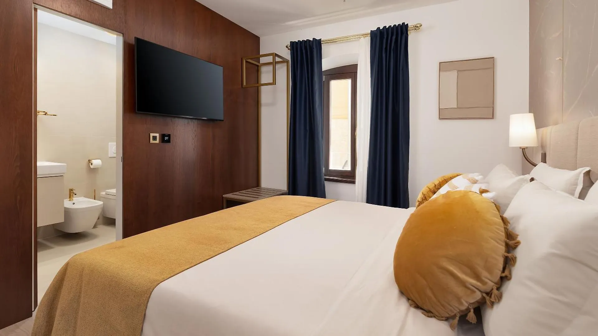 Bed and Breakfast H - Suites Πόρετς